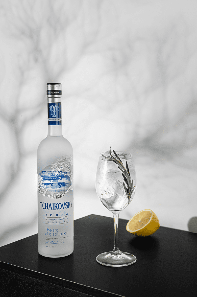 Чайковский в тубусе - 0.7 л